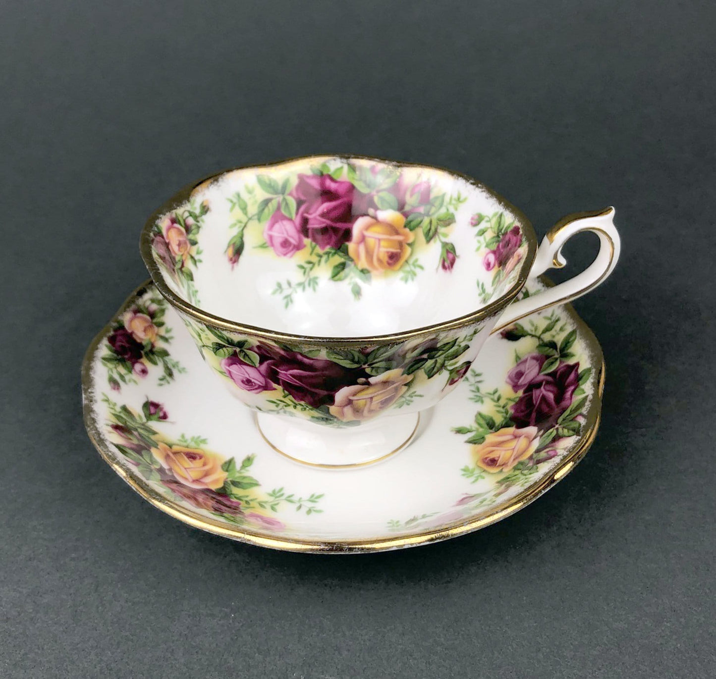 Royal Albert Old Country Roses Motif 10.25" Dinner Plates. Set of 5 Plates. Made in England. Dining Room Table Decor. Modern Farmhouse. - Tampa Home & Garden Store