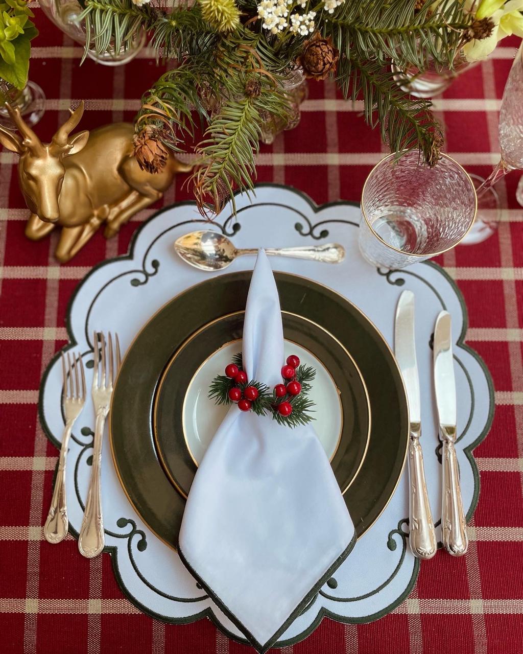 Royal Placemat - Tampa Home & Garden Store
