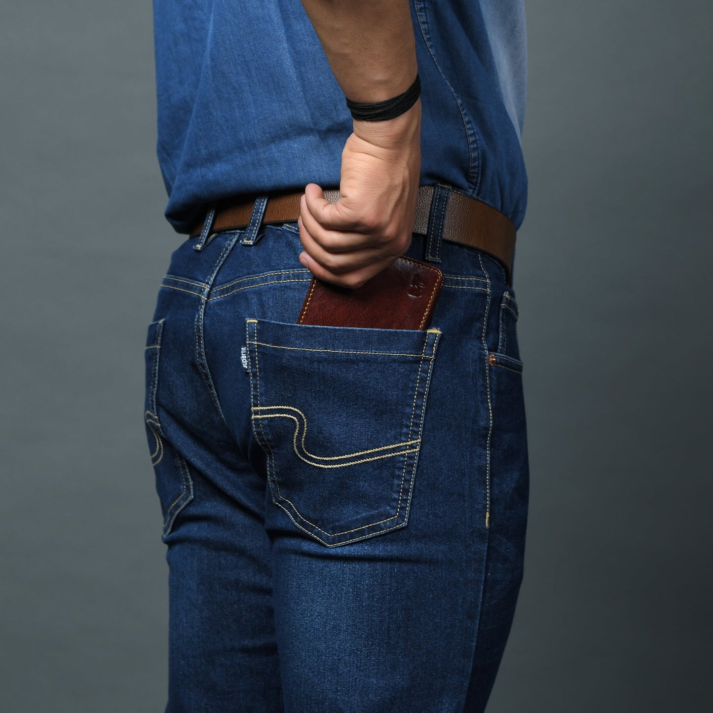 Ryan Classic Bi-Fold Wallet - Tampa Home & Garden Store