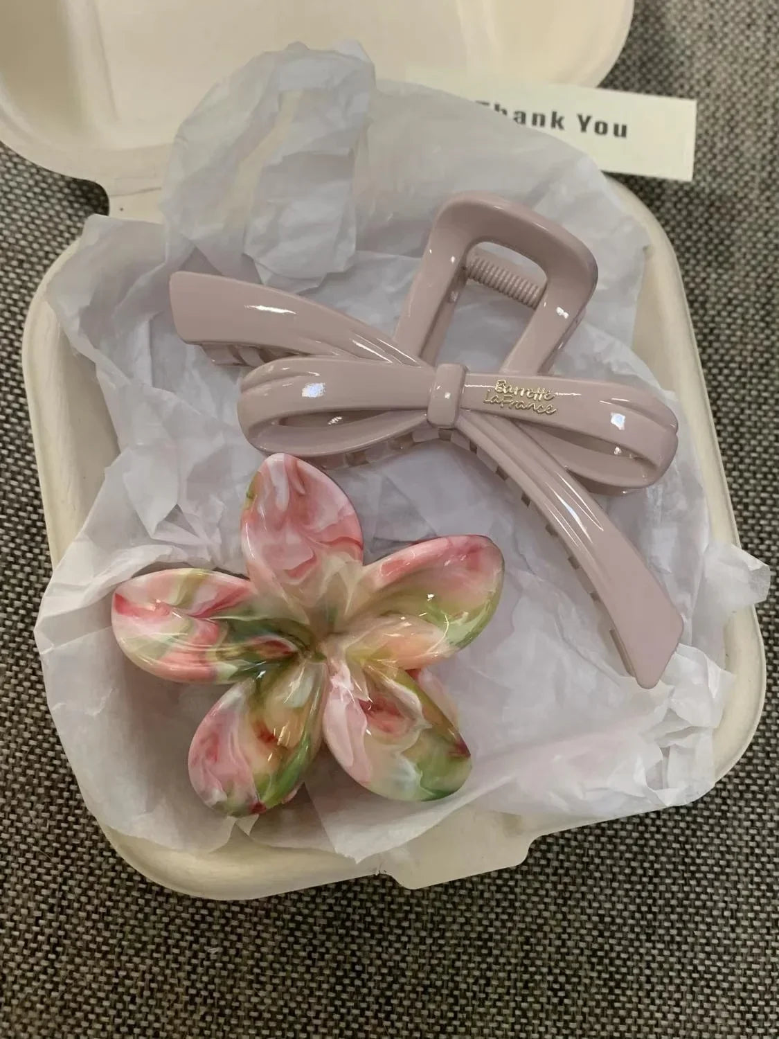 2-piece hair accessory set: pale pink shark-claw hair clip and marbled pastel bow on Tampa Home & Garden Store
