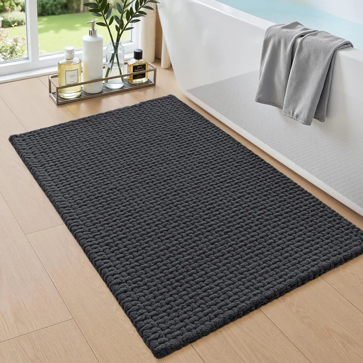 Bath mat Silcy Skin 24x36 black non-slip washable chenille, absorbent ultra-soft tub/shower rug on Tampa Home & Garden Store