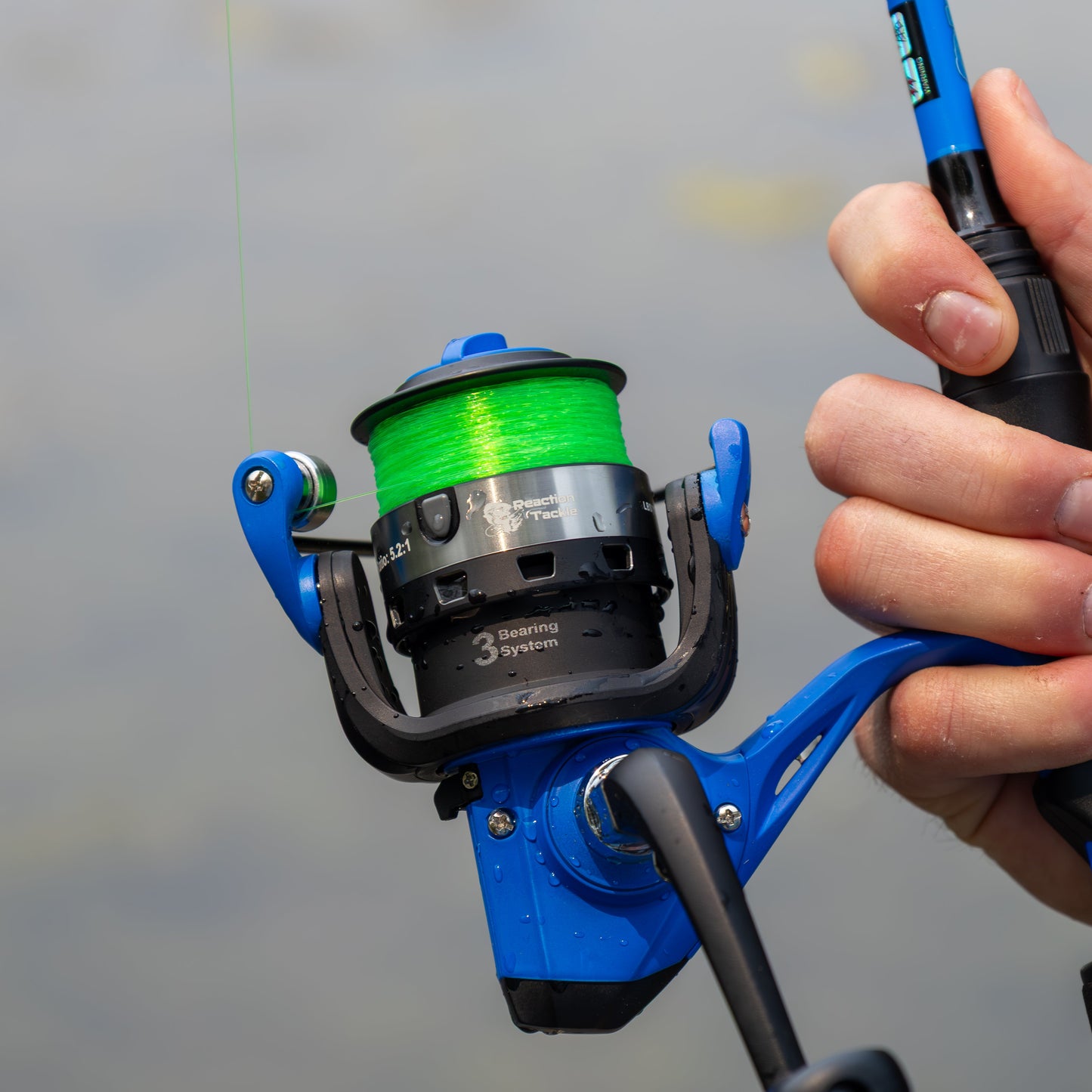 Combo de caña de pescar y carrete giratorio Reaction Tackle – Predator Pro - NUEVO