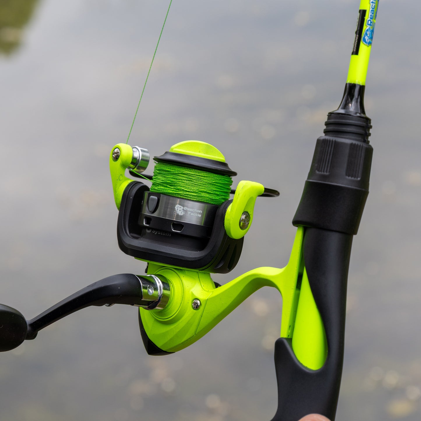 Ensemble canne à pêche et moulinet spinning Reaction Tackle - SmoothCast - NEUF
