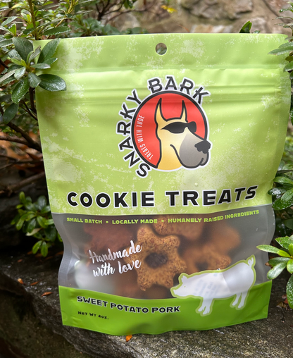 Galletas de cerdo y boniato de Snarky Bark