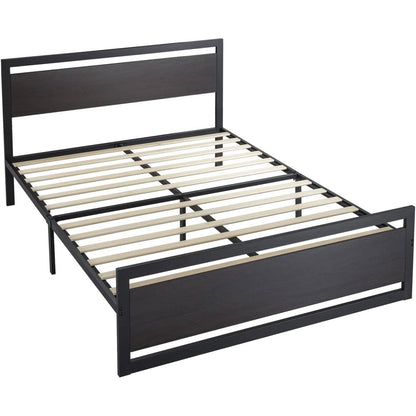 Base de cama de plataforma de metal negro completo con cabecero y piecero de paneles de madera