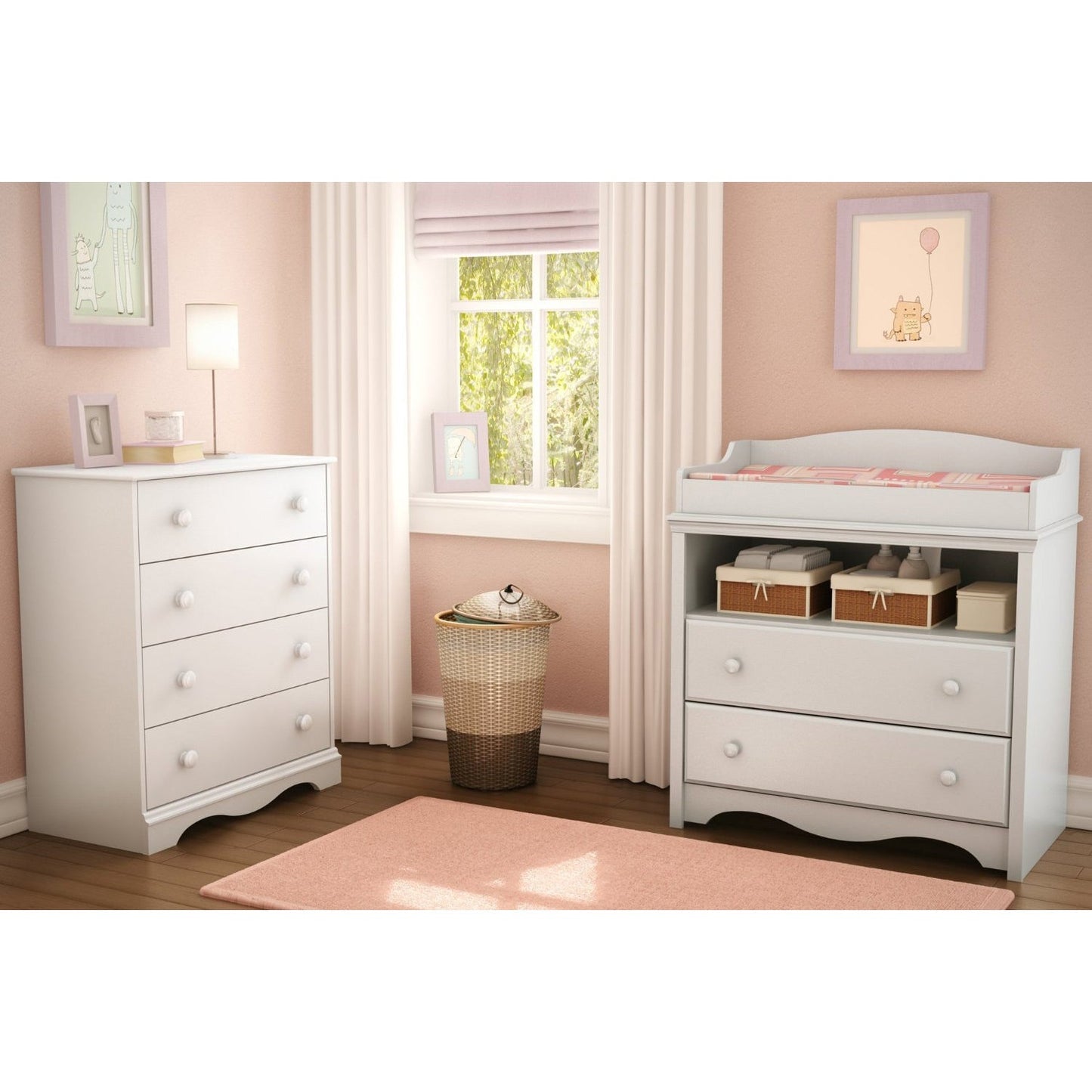 Cómoda blanca de dormitorio de 4 cajones con tiradores de madera