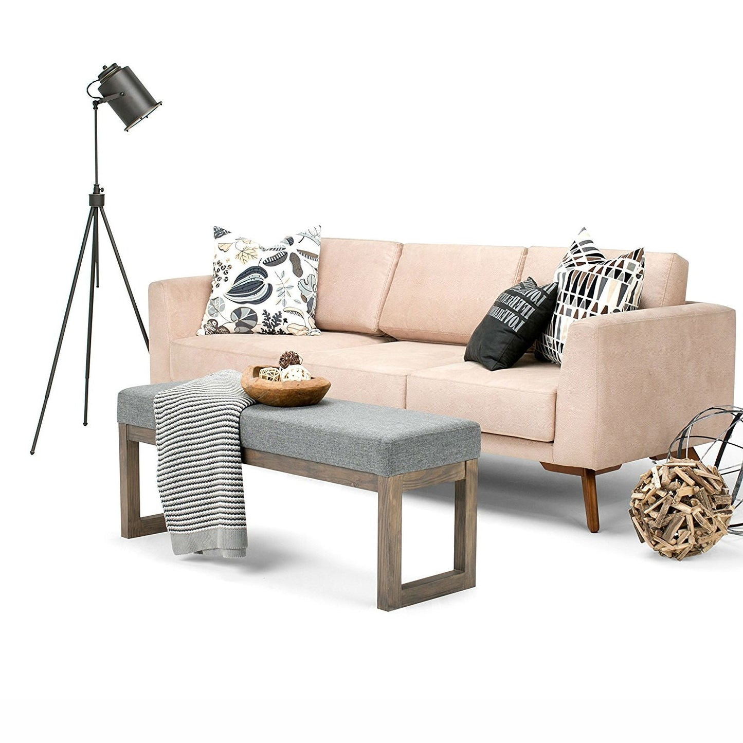 Banco otomano decorativo con estructura de madera moderna y asiento de tela tapizado en gris