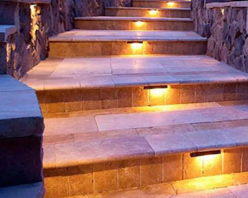 STA04 8W Low Voltage Cast Aluminum Rectangular Surface Mount LED Step or Deck Light