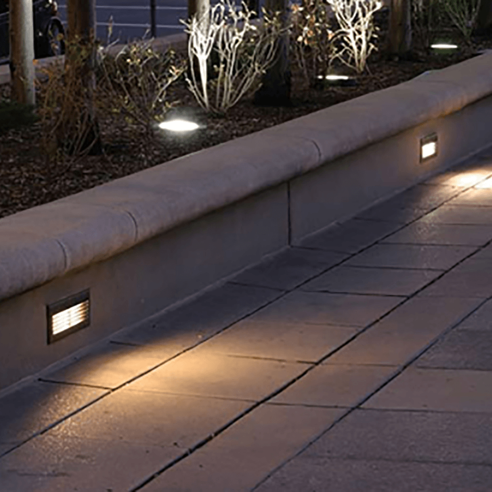 Luces LED tipo ladrillo con rejilla horizontal STB03, luz de paso para exteriores con borde blanco cálido