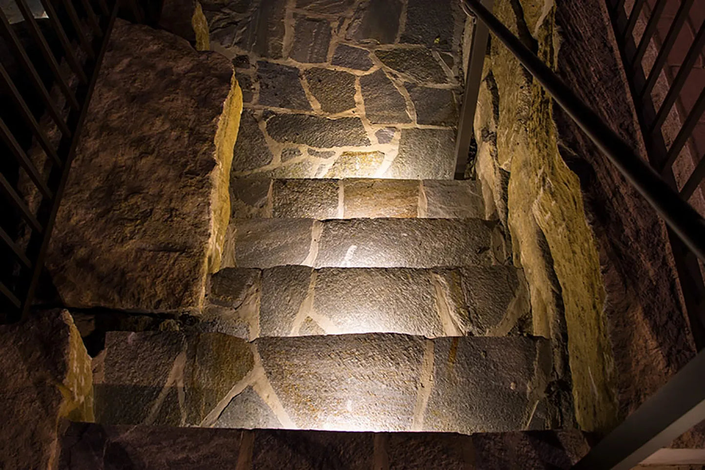 STB14 Aluminum LED Retaining Wall Light Low Voltage Hardscape Paver Lighting - Tampa Home & Garden Store
