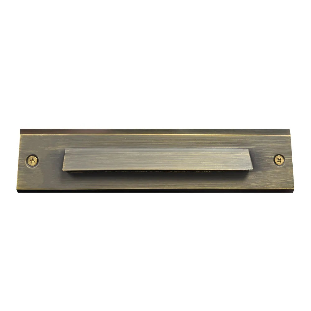 Luz de paso horizontal delgada para interior y exterior de latón fundido con LED STB16 de 2 W para montaje en superficie