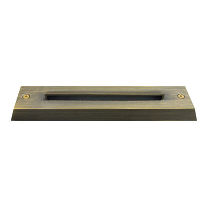 Luz de paso horizontal delgada para interior y exterior de latón fundido con LED STB16 de 2 W para montaje en superficie