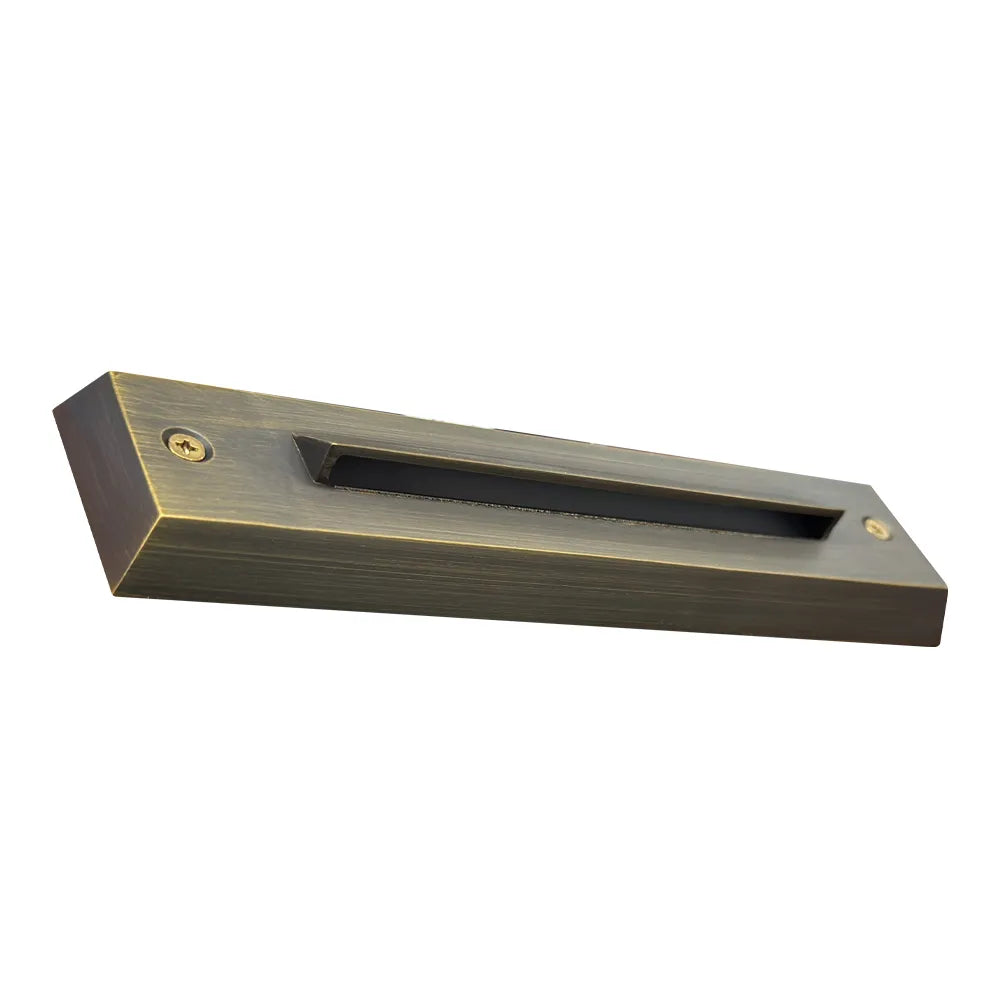 Luz de paso horizontal delgada para interior y exterior de latón fundido con LED STB16 de 2 W para montaje en superficie
