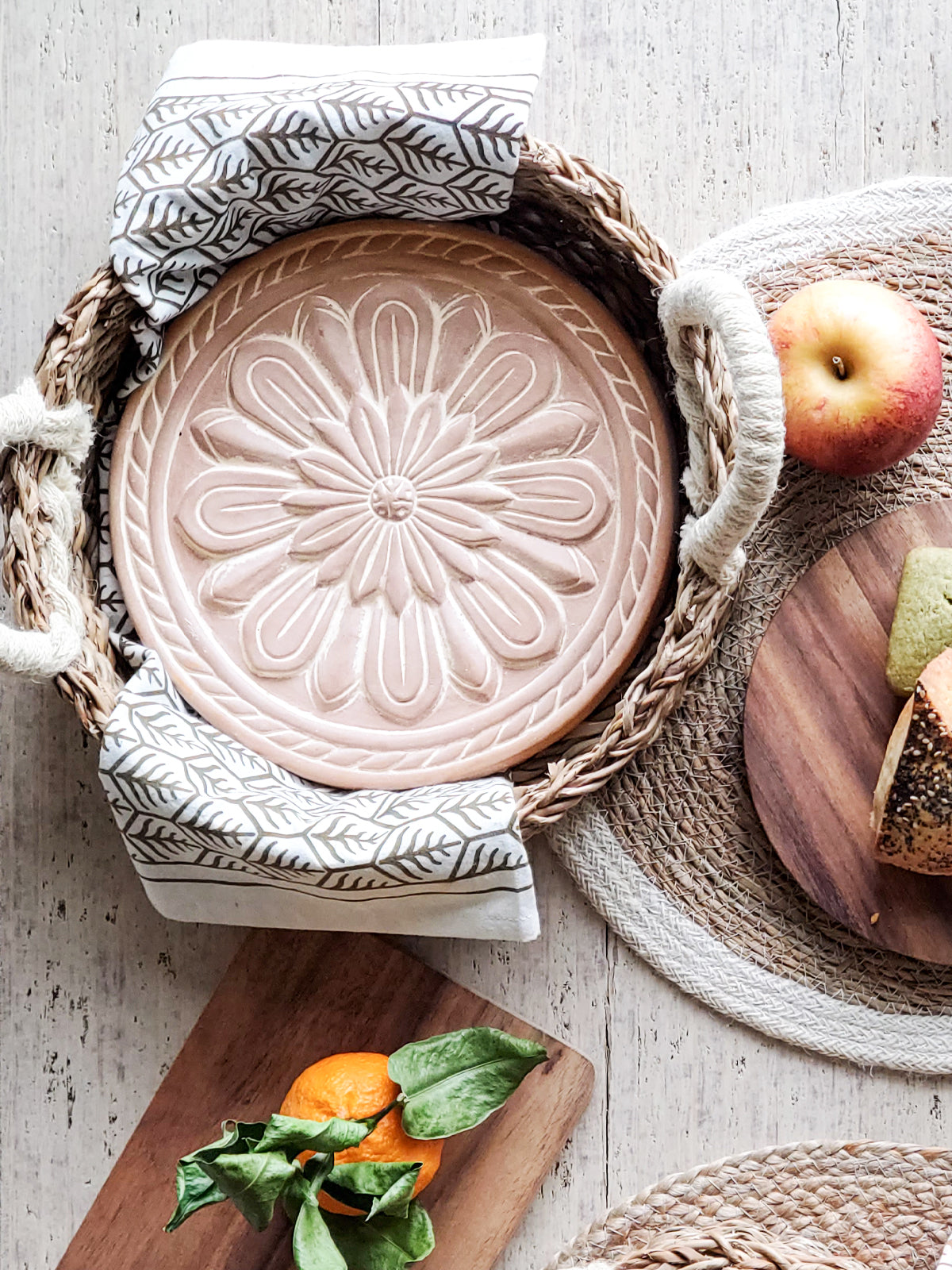 Coffret cadeau chauffe-pain et panier avec torchon - Fleur vintage