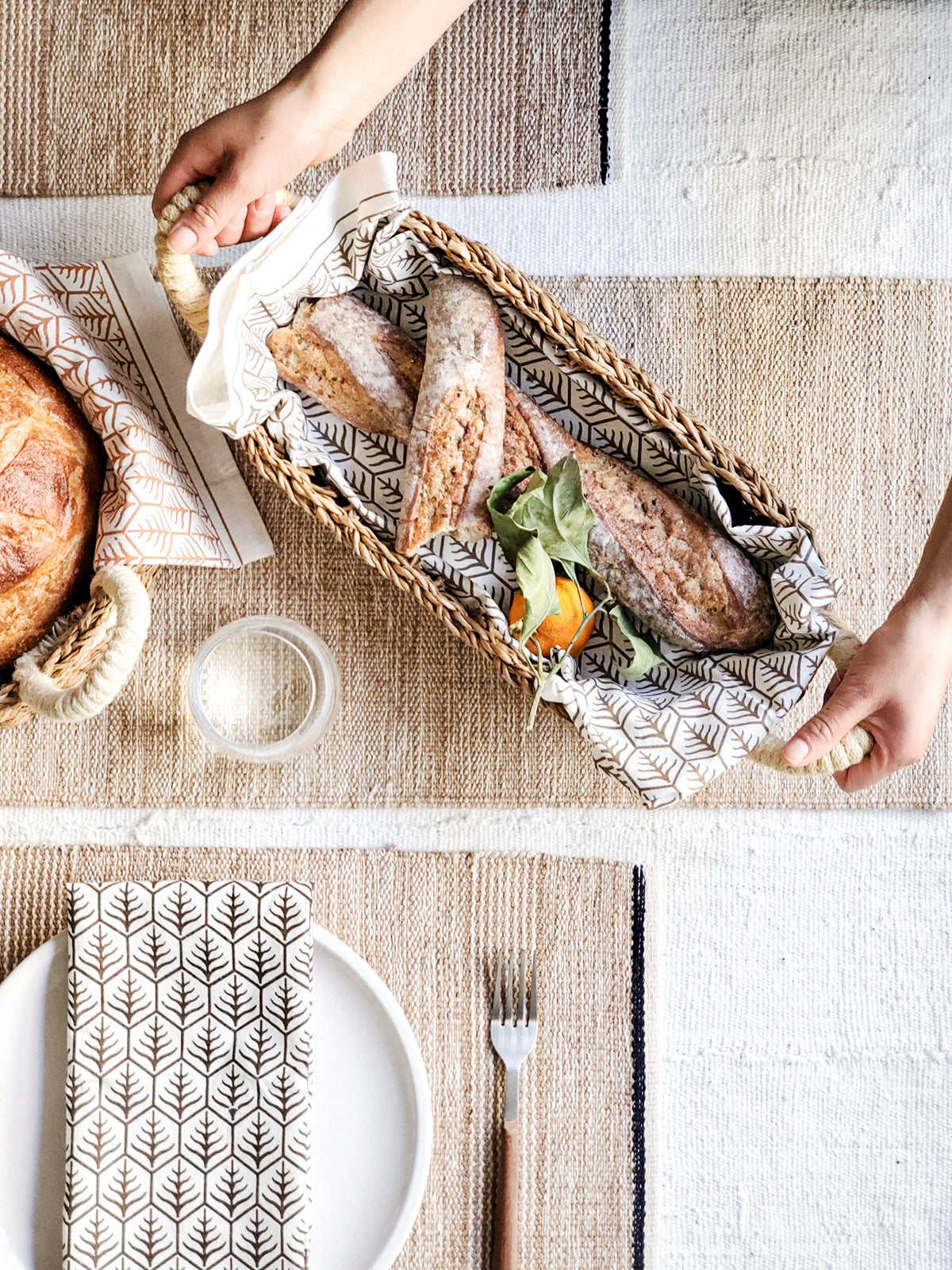 Savar Bread Basket with White Handle - Tampa Home & Garden Store