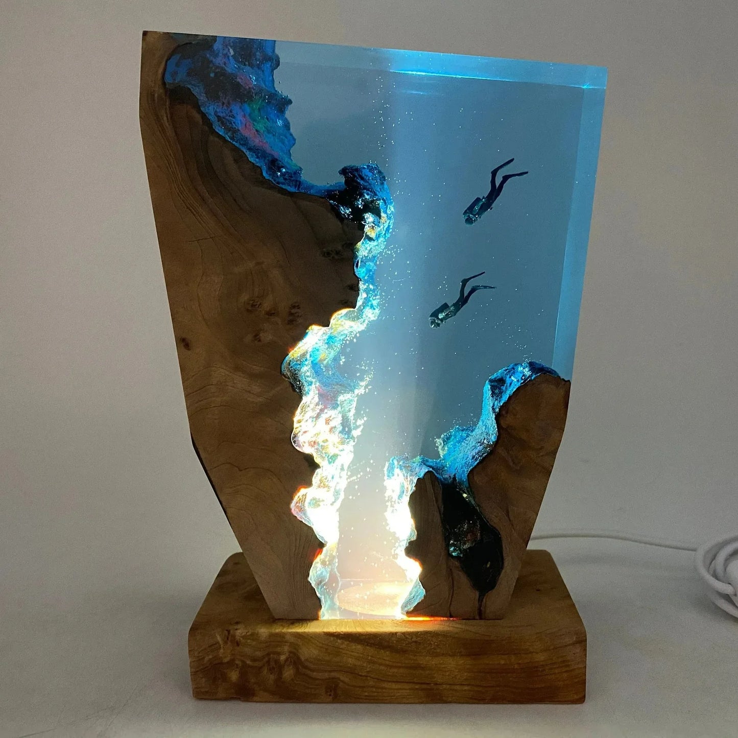Perfecsy Seabed Exploration Resin Table Light with 2 divers in underwater scene on wood base on Tampa Home & Garden Store
