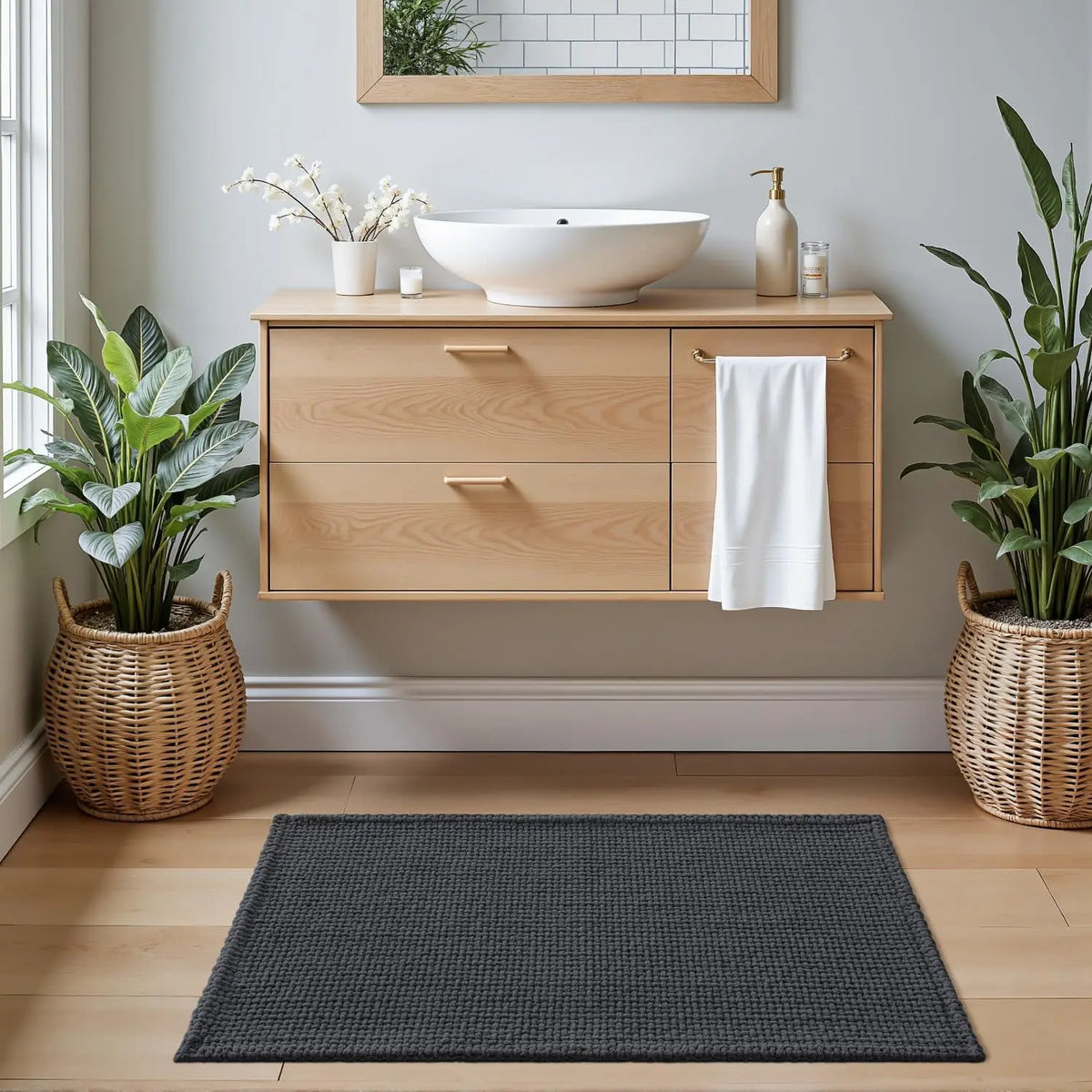 Silcy Skin bathroom rug 24x36 non-slip chenille bath mat gray absorbent ultra soft for tub on Tampa Home & Garden Store