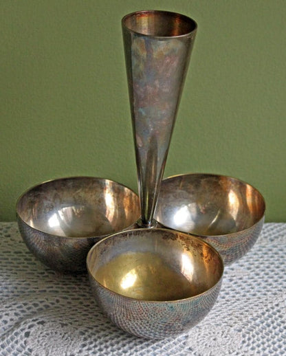 Silver Plated  Bowls with Vase in Center. Cluster of Three  Serving Bowls with Vase in the Center by Mesa, Italy - Tampa Home & Garden Store