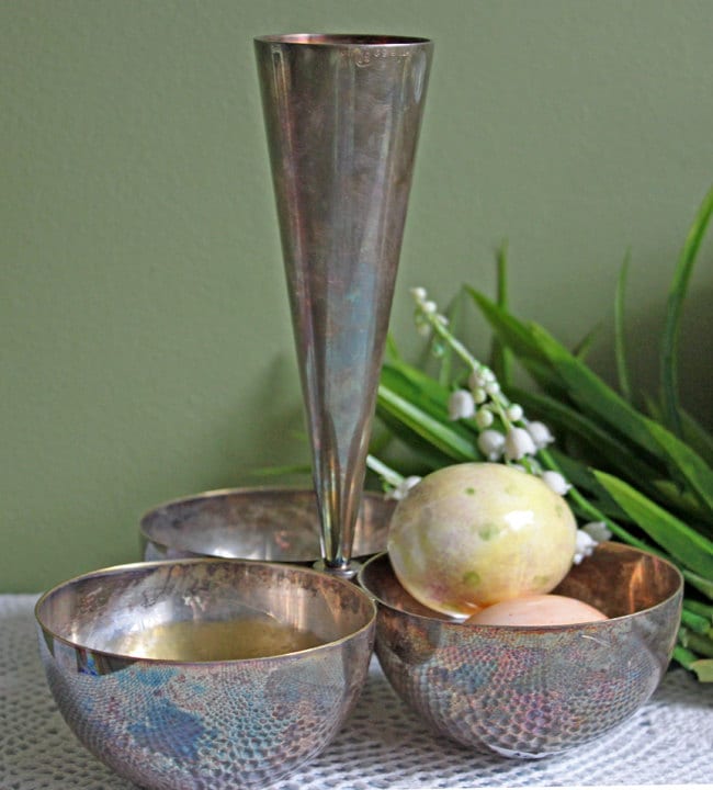 Silver Plated  Bowls with Vase in Center. Cluster of Three  Serving Bowls with Vase in the Center by Mesa, Italy - Tampa Home & Garden Store