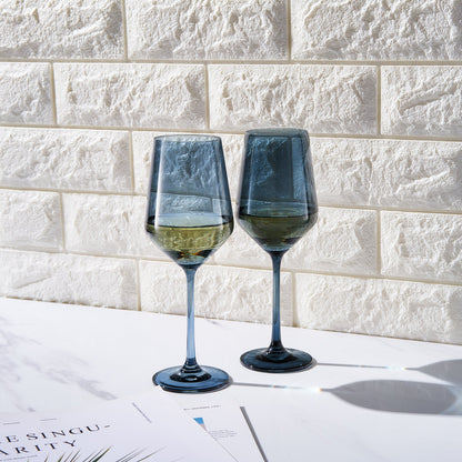 Tonal Stemmed Wine Glasses of the Cloudy Blue Set
