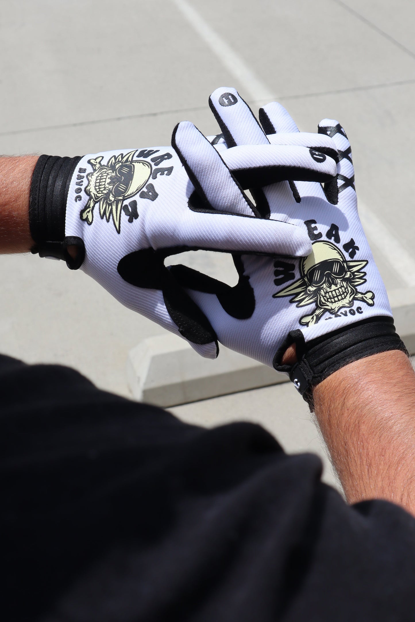 Skull and Crossbones Gloves - Tampa Home & Garden Store