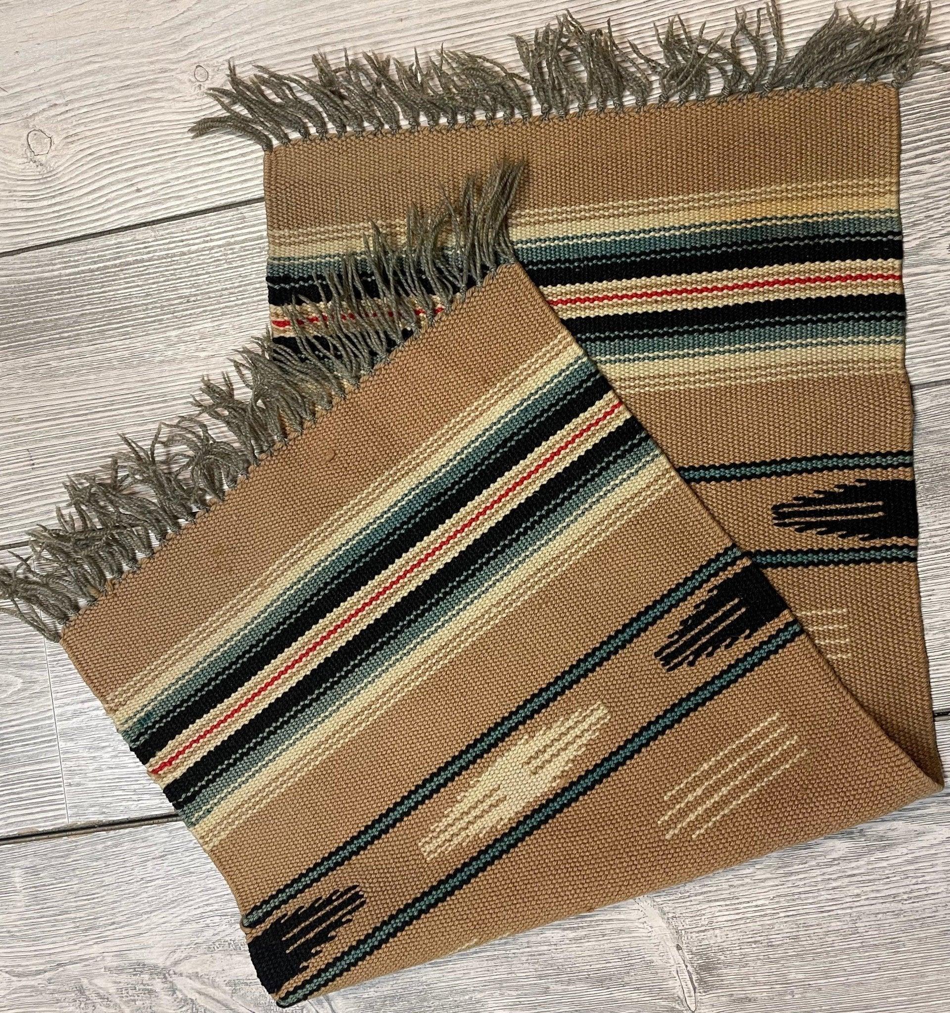 Small Mexican Hand Woven Kilim Rug 14''x30'' - Tampa Home & Garden Store