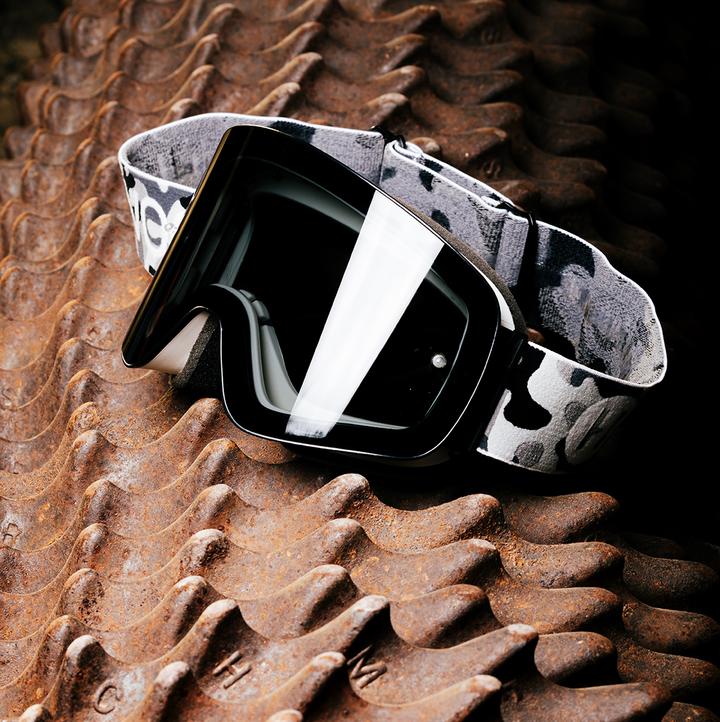 Smoke Magnetic Infinity Lens - Tampa Home & Garden Store