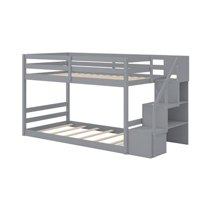 Litera baja doble sobre matrimonial de madera maciza con escalera de almacenamiento - Blanca