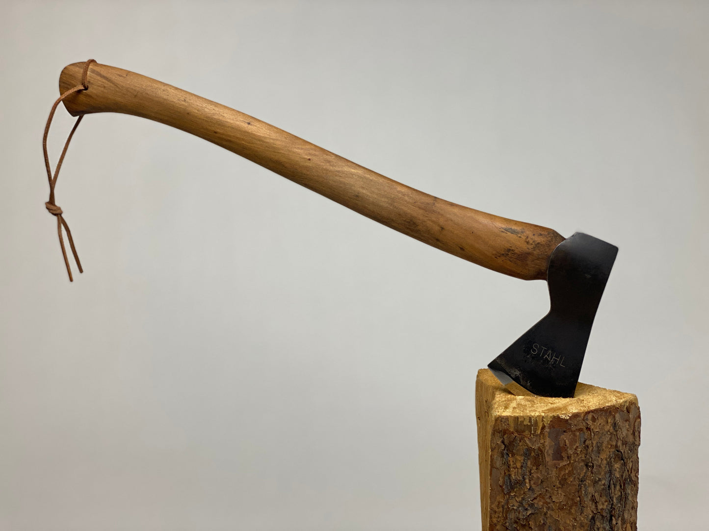 Stahl Camping Axe and Sheath - Tampa Home & Garden Store