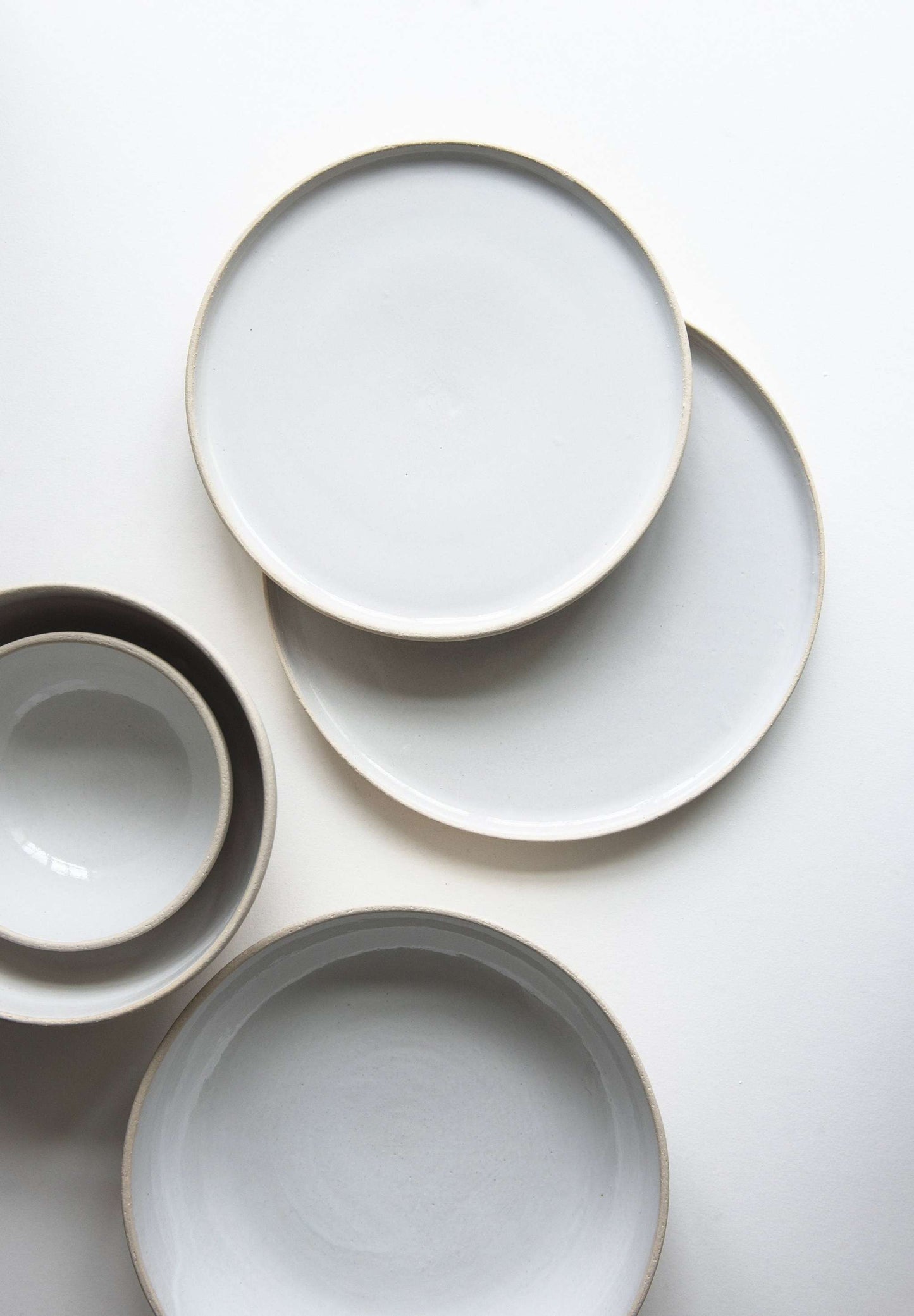 Handmade Stoneware Ceramic Plates And Dinnerware