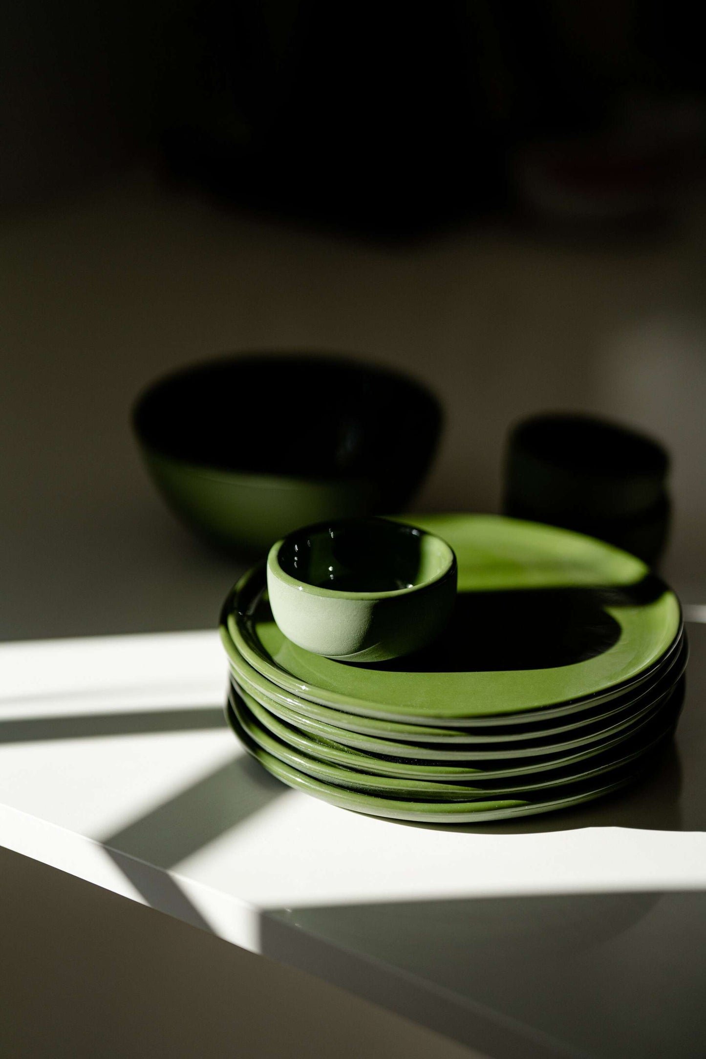 Handmade Green Porcelain Dinner Plate For Home