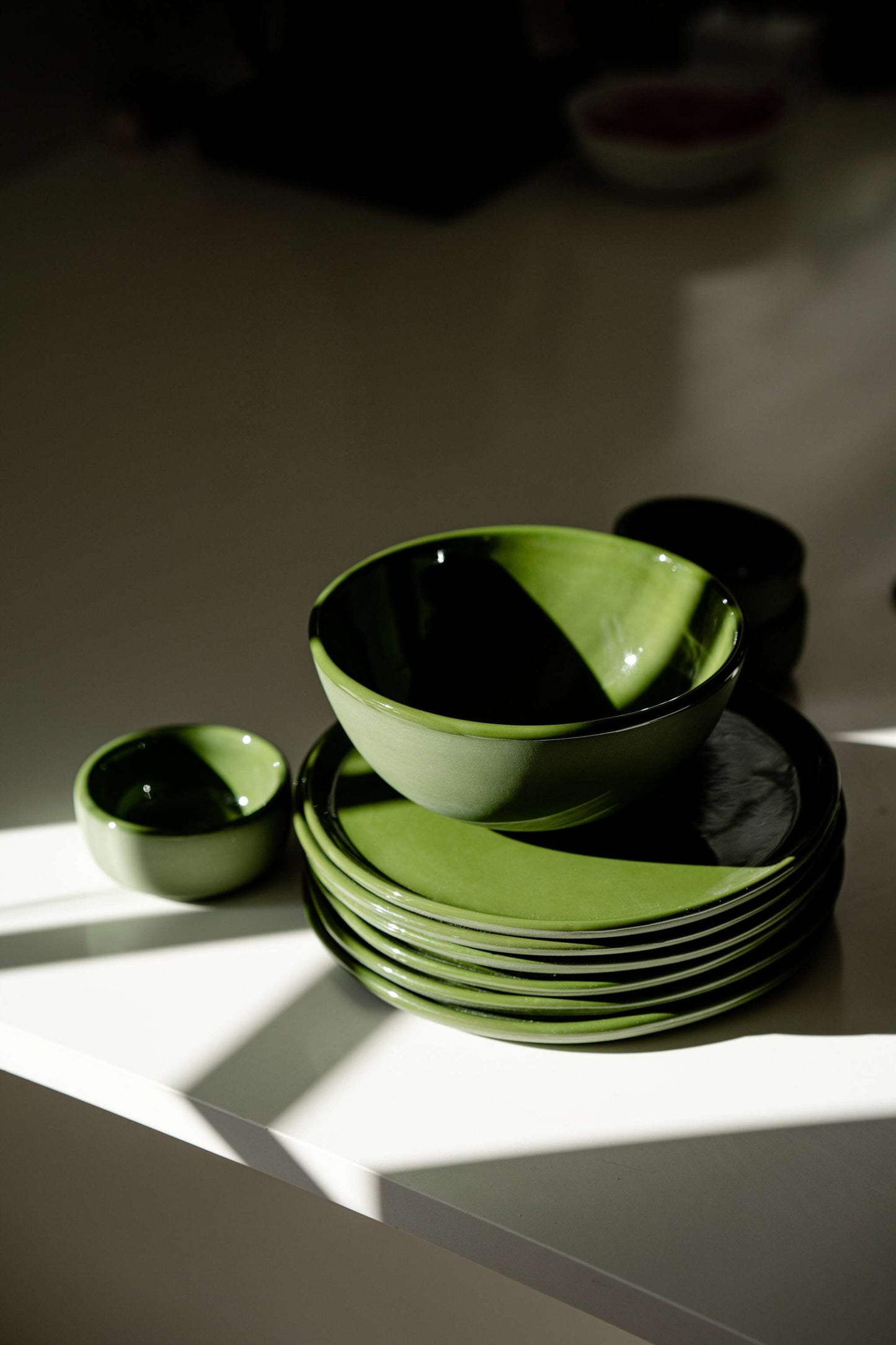 Handmade Green Porcelain Dinner Plate For Home