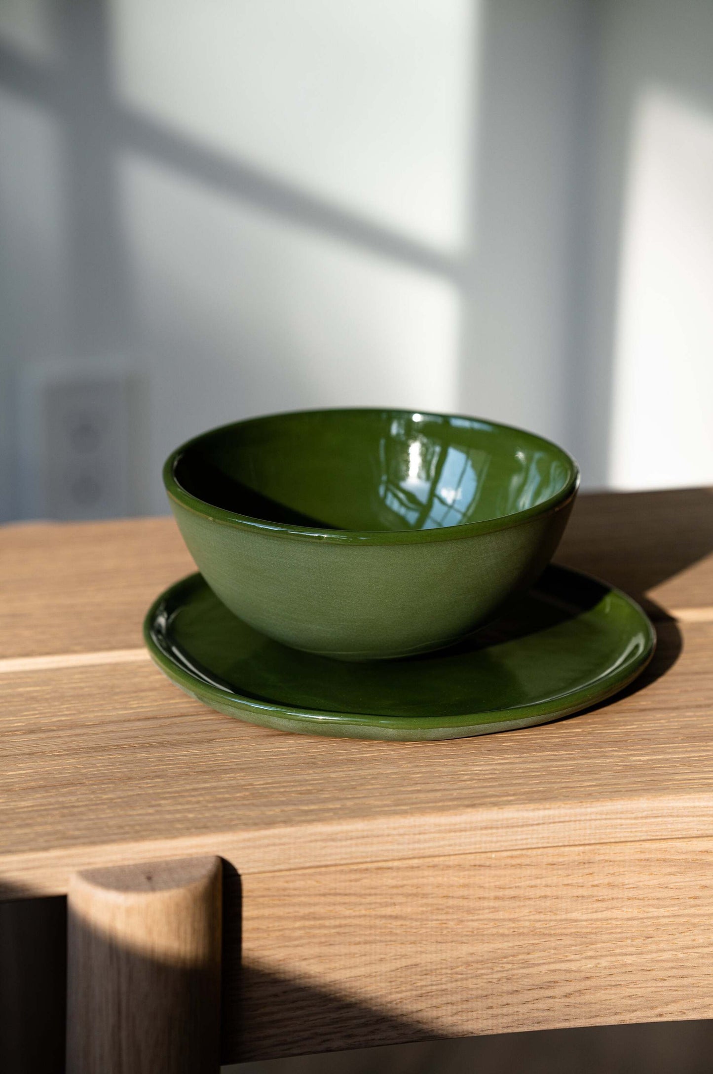 Handmade Green Porcelain Dinner Plate For Home