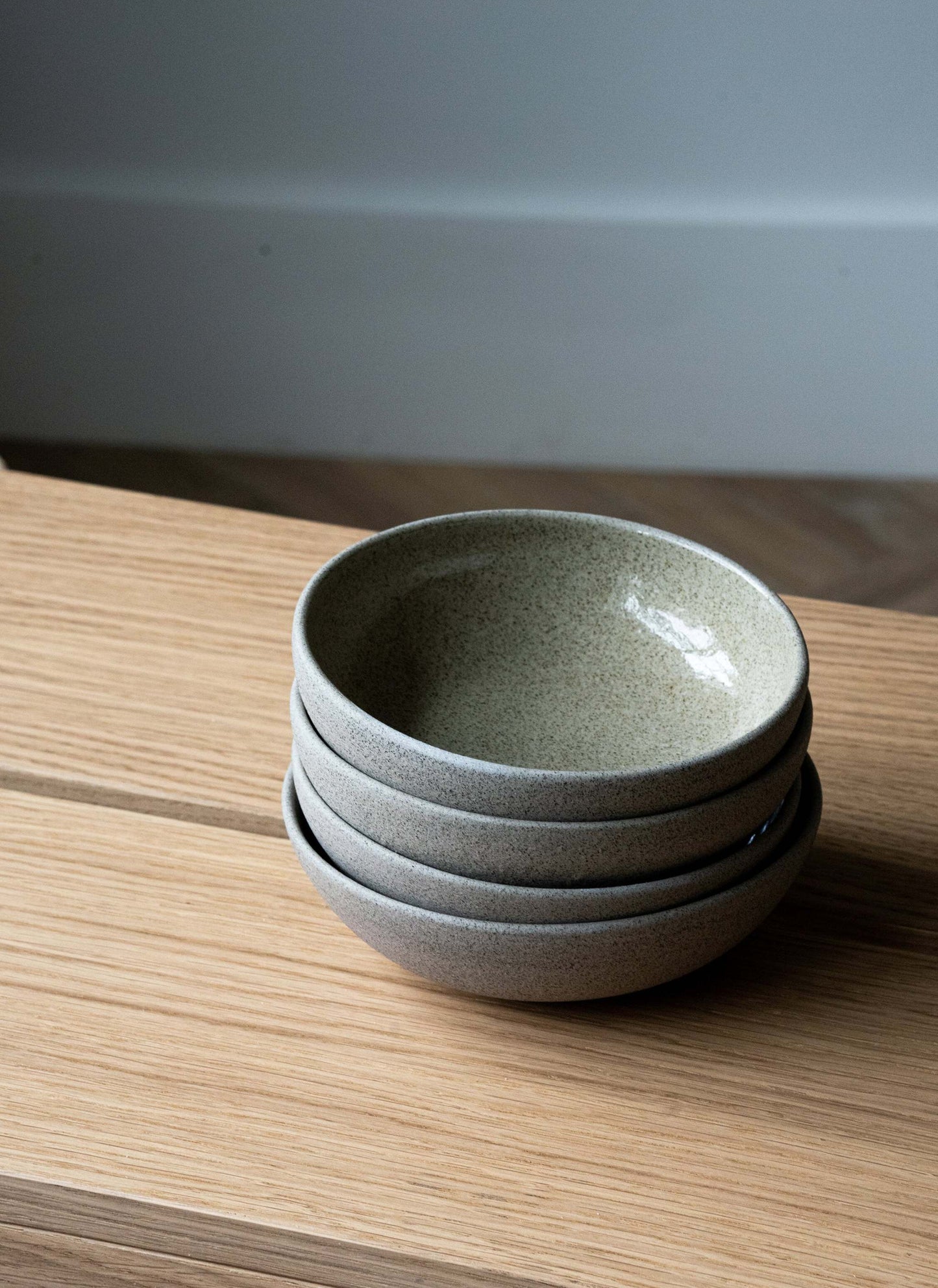 Stoneware Mini Bowl and Textured Concrete Look
