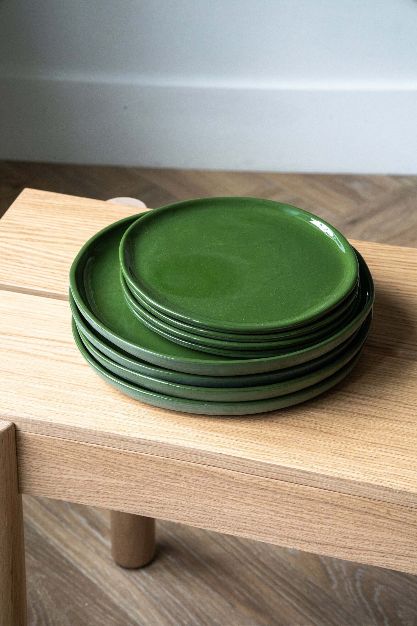 Handmade Green Porcelain Dinner Plate For Home