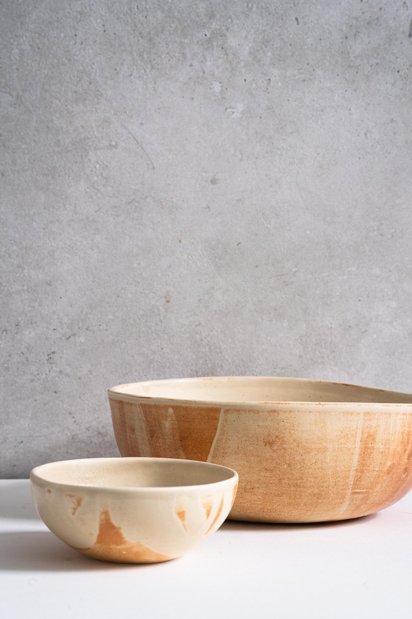 Beige Matte Stoneware Salad And Serving Bowl