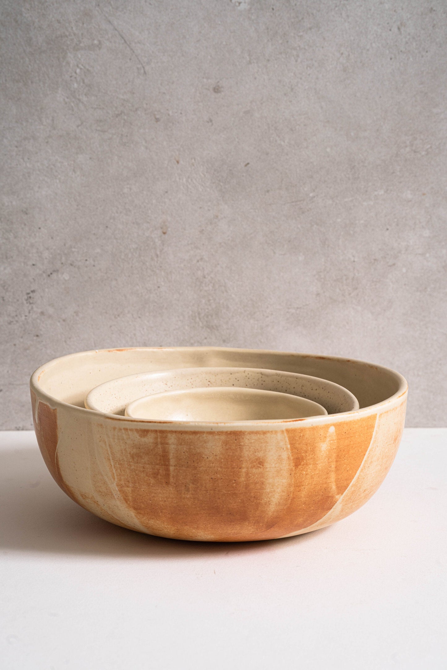 Beige Matte Stoneware Salad And Serving Bowl