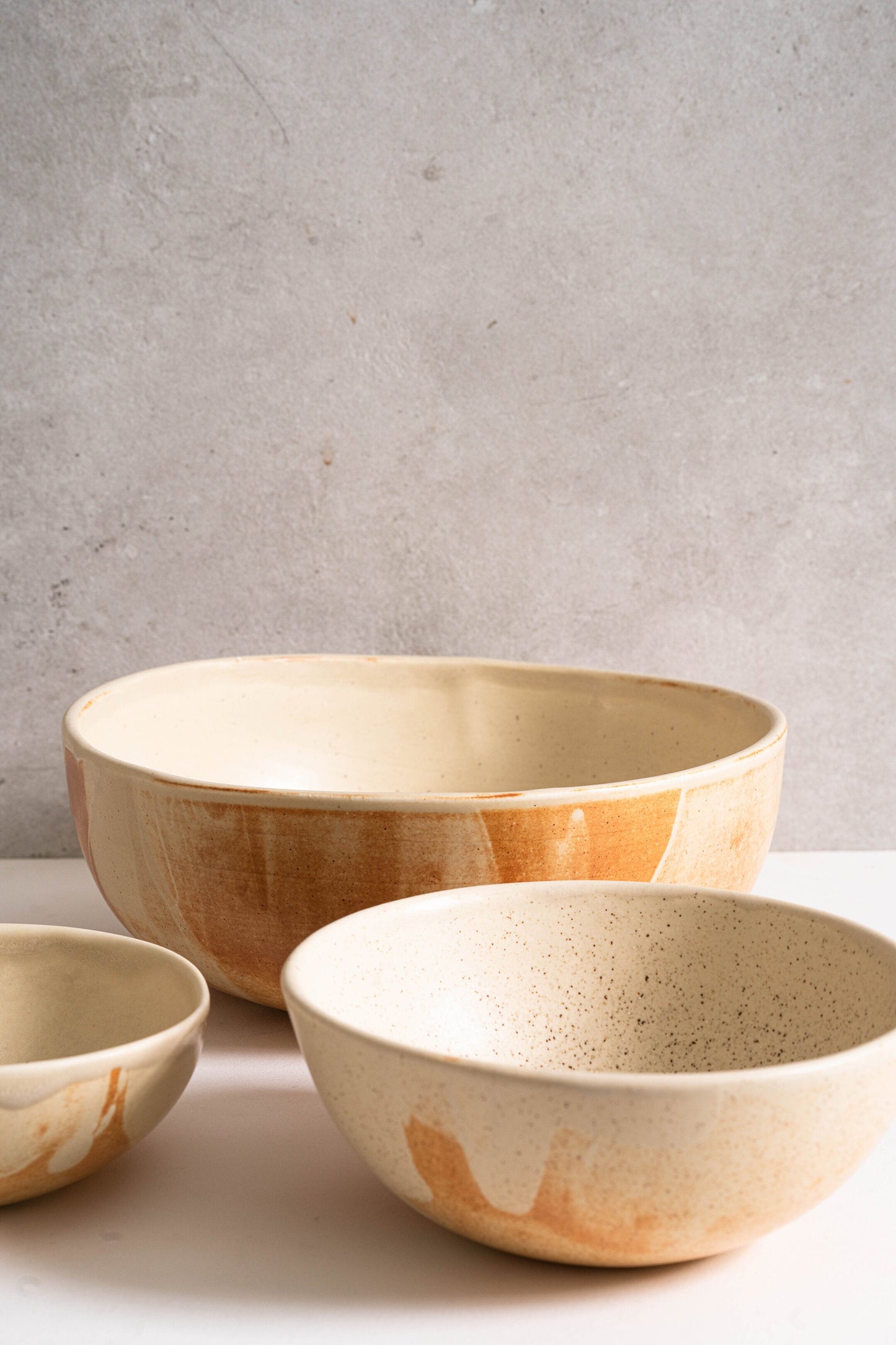 Beige Matte Stoneware Salad And Serving Bowl