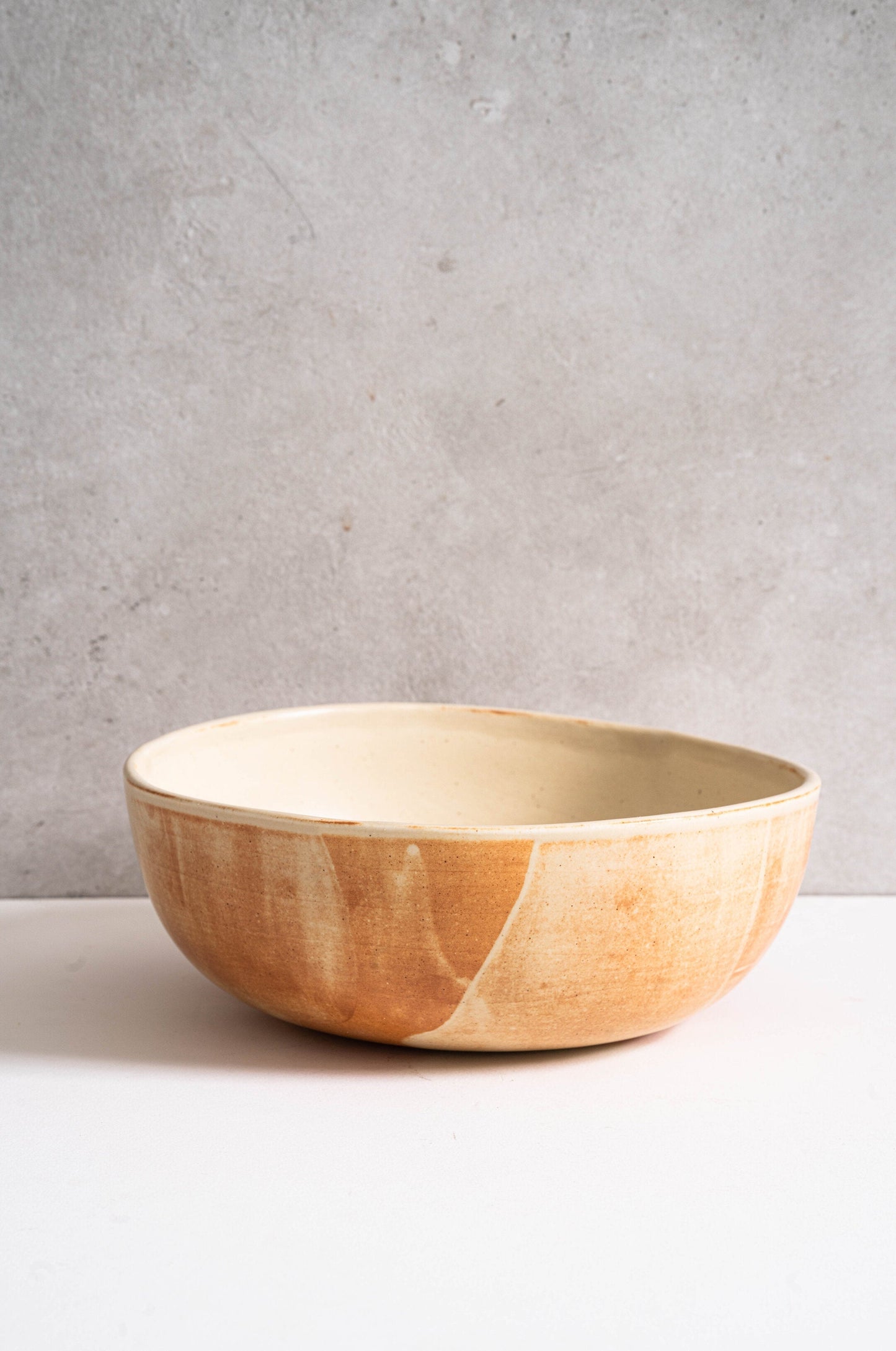 Beige Matte Stoneware Salad And Serving Bowl