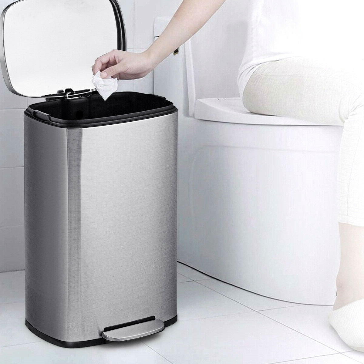 Bote de Basura de Cocina Moderno de Acero Inoxidable de 13 Galones con Pedal