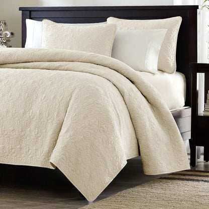 Juego de colcha acolchada Twin / Twin XL con una funda de almohada en color marfil