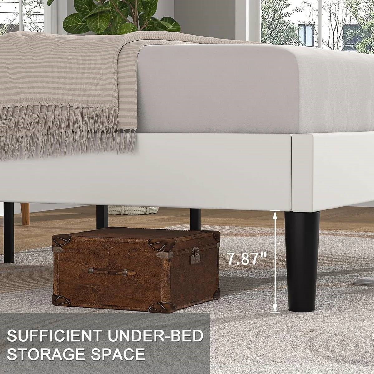 Estructura de cama de plataforma tapizada blanca tamaño individual con cabecero