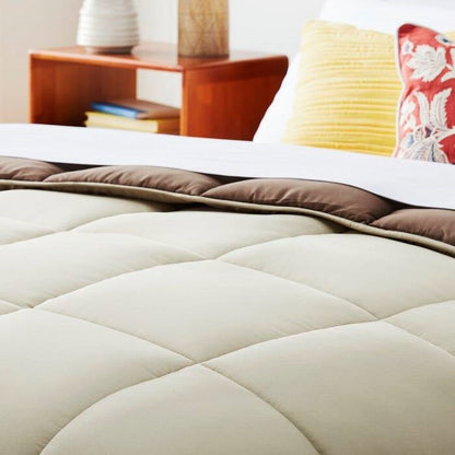 Edredón de poliéster reversible Twin para todas las estaciones, alternativo a la pluma, beige/marrón