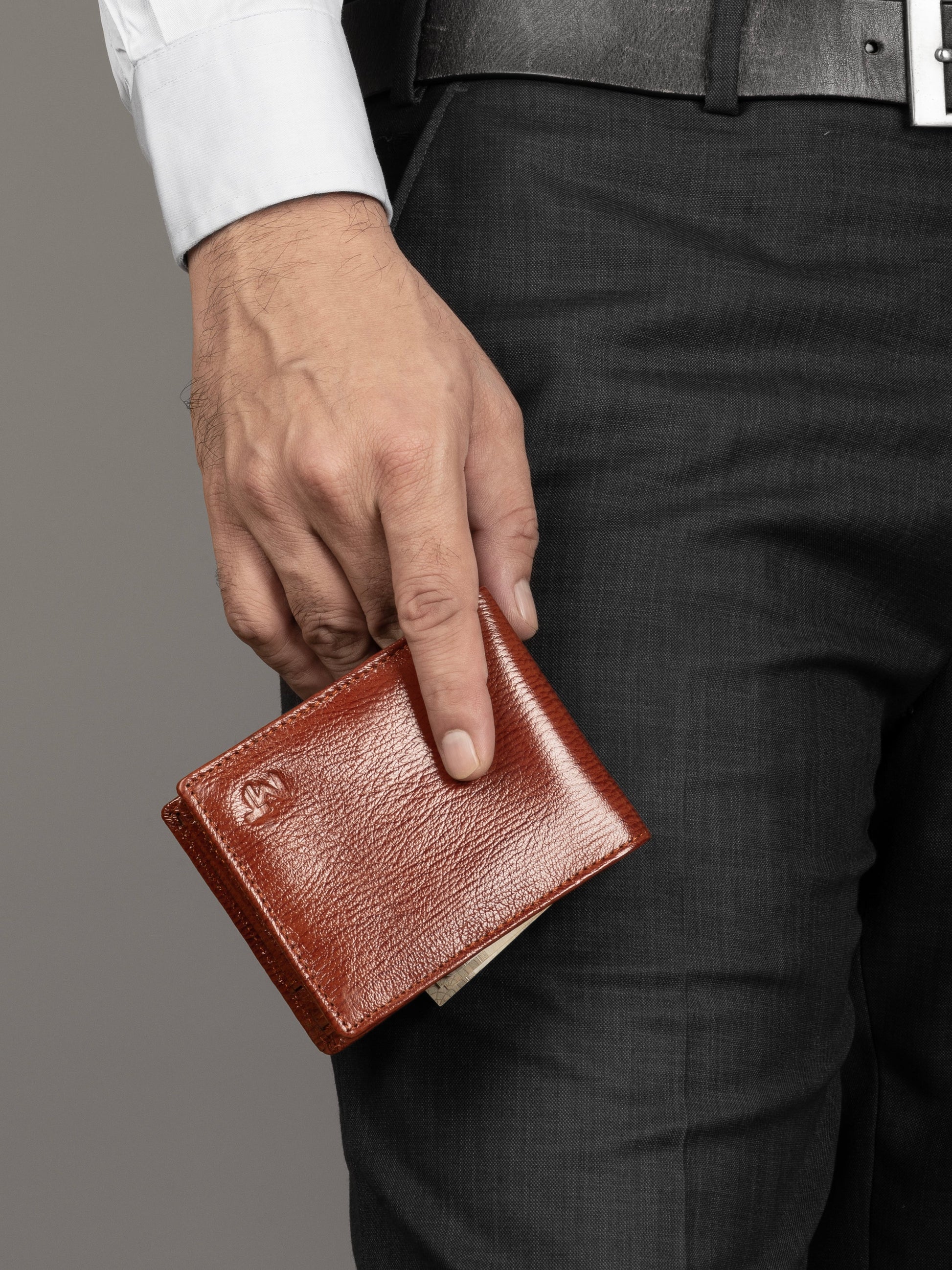Tan Classic Men's Wallet - Tampa Home & Garden Store