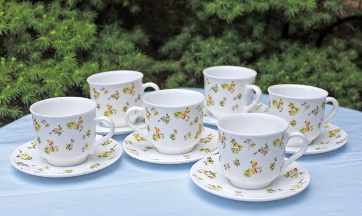 Tea Coffee Serving Set by Noritake, Elvira. 4 Porcelain Cups & Saucers, 4 Square Dessert Salad Plates. Hosting Essentials. Dining Room Decor - Tampa Home & Garden Store