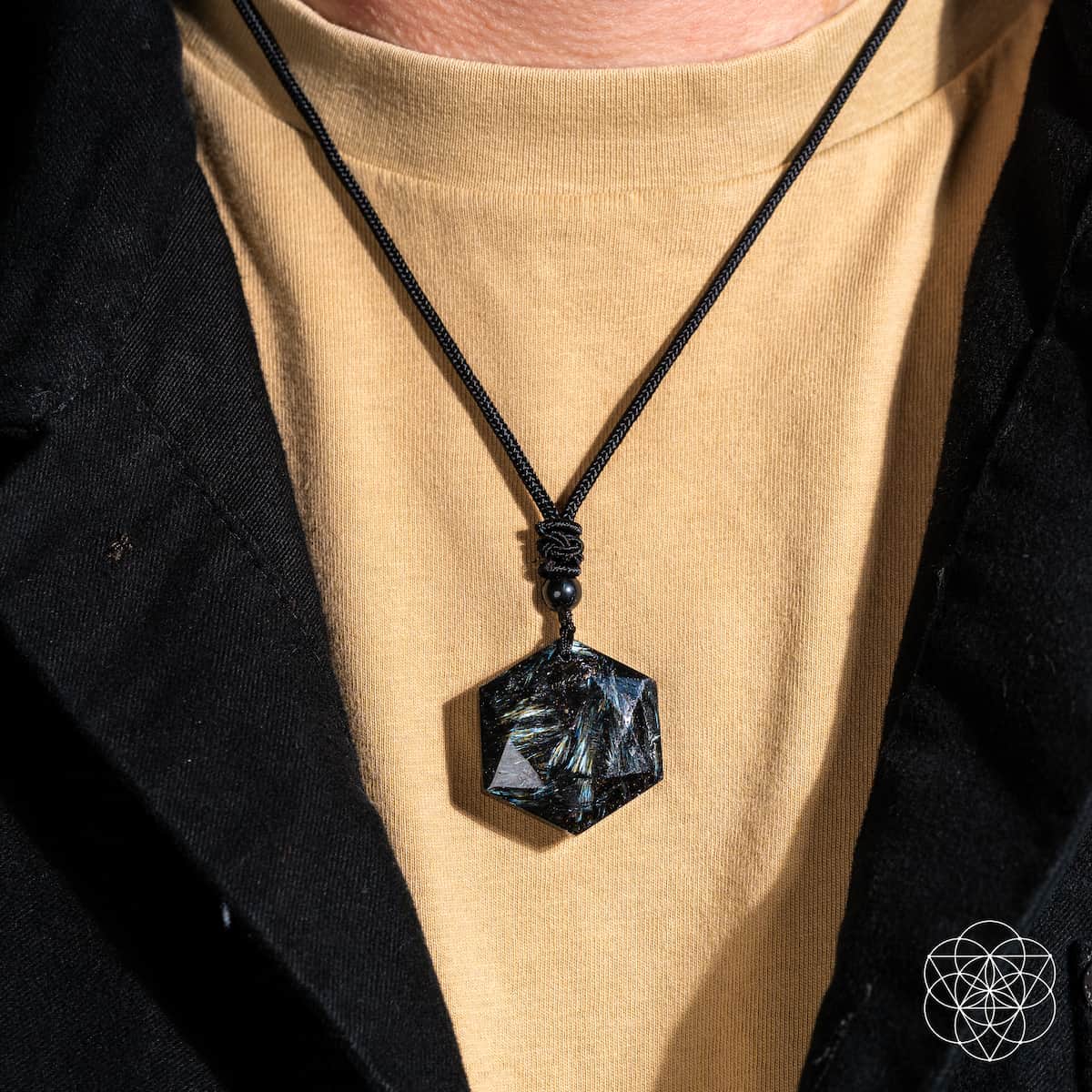 The Arfvedsonite Deep Healing Pendant - Tampa Home & Garden Store