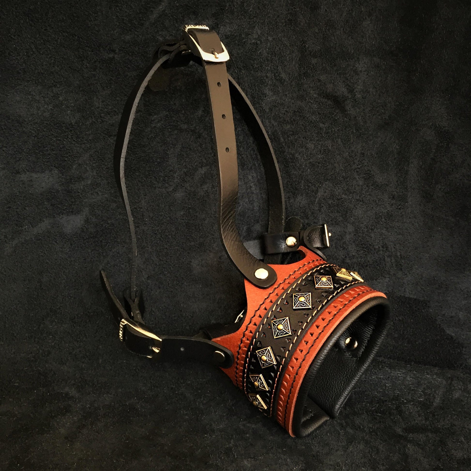 The "Balteus" leather muzzle BROWN - Tampa Home & Garden Store