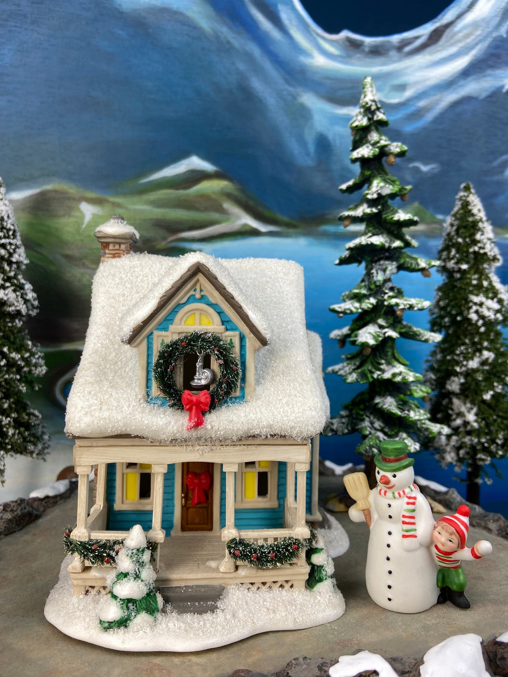 The City Globe Publishing by Department 56.  Illuminated Christmas Village House. Christmas in the City Series. Hand-Painted Porcelain. - Tampa Home & Garden Store