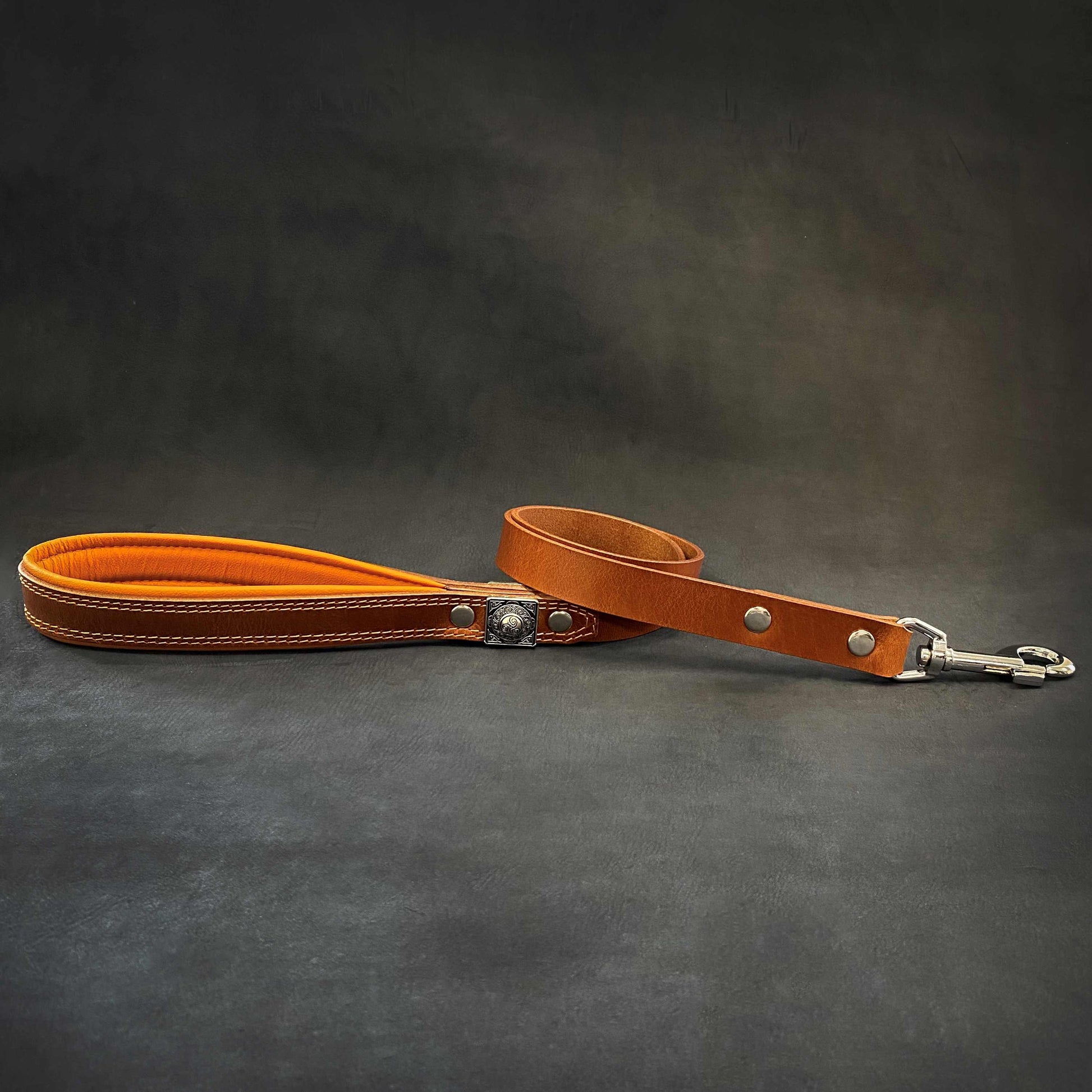 The "Eros" Brown Leash 1 inch wide - Tampa Home & Garden Store