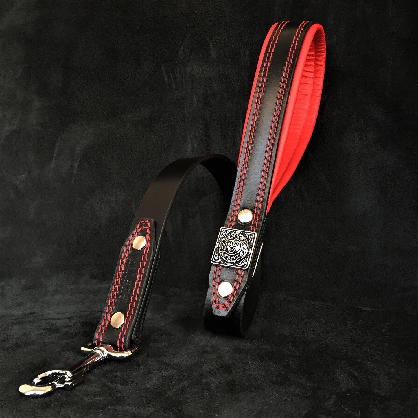 The "Eros" collar 2.5 inch wide black & red - Tampa Home & Garden Store